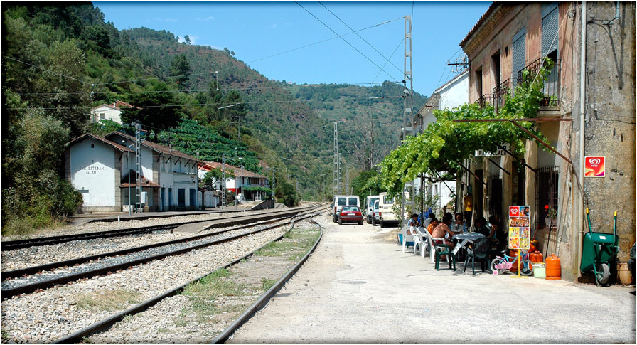 San-Estevo-Do-Sil-station